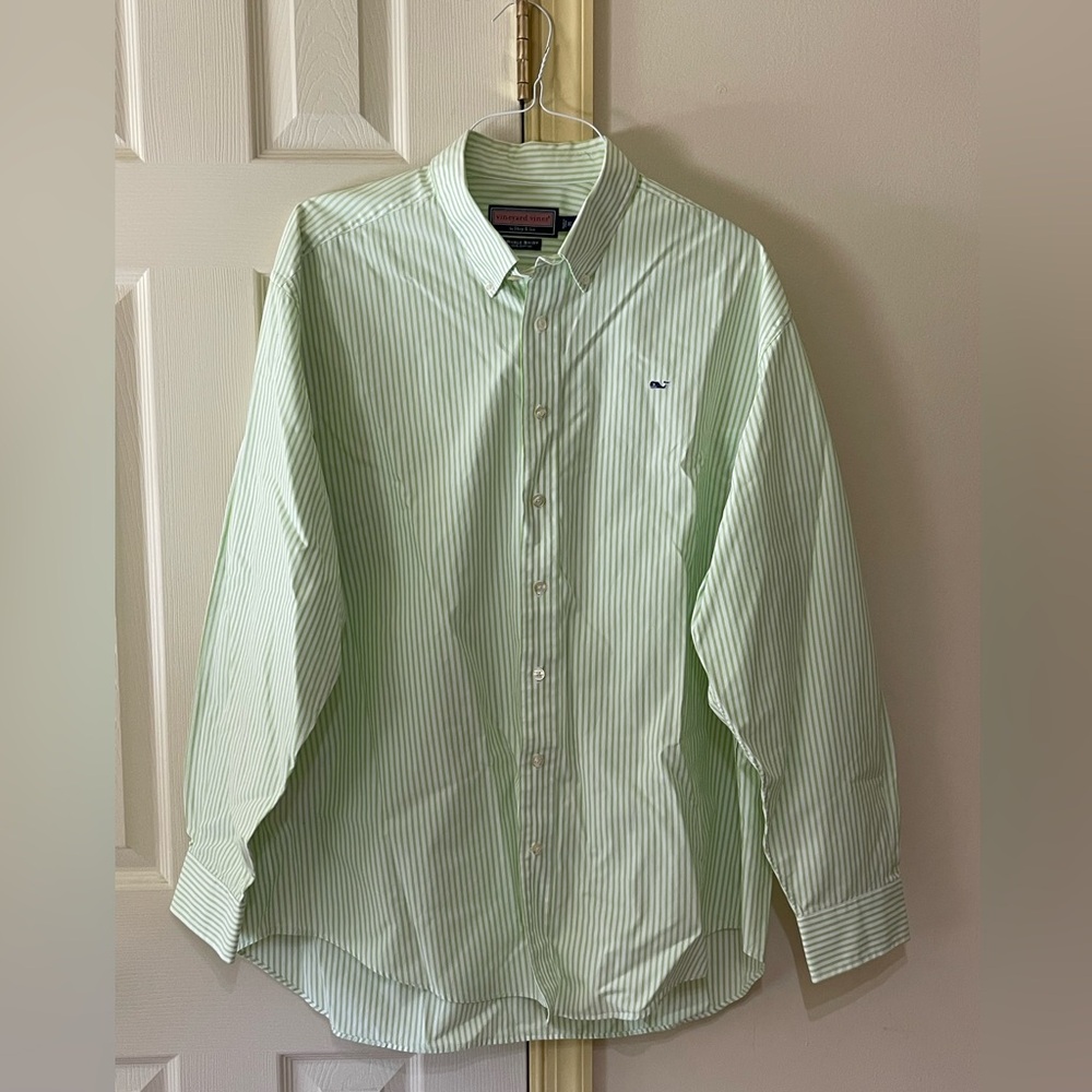 Vineyard vines green stripped button down